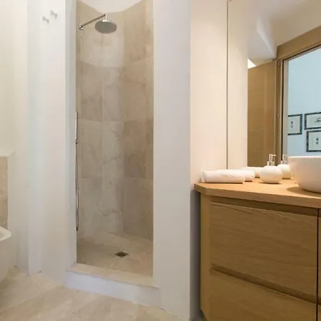 Cloe, Pevero Golf, Moderna, Giardino Privato, Vista Mare, Piscina Comune *