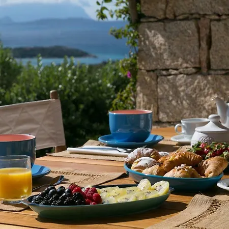 Cloe, Pevero Golf, Moderna, Giardino Privato, Vista Mare, Piscina Comune * Arzachena
