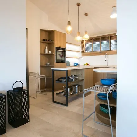 Cloe, Pevero Golf, Moderna, Giardino Privato, Vista Mare, Piscina Comune Villa Arzachena