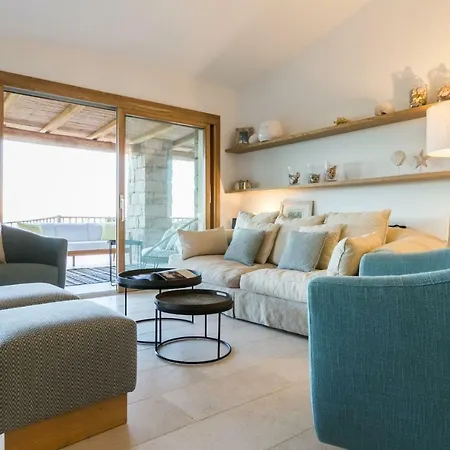 Villa Cloe, Pevero Golf, Moderna, Giardino Privato, Vista Mare, Piscina Comune *