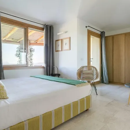 Villa Cloe, Pevero Golf, Moderna, Giardino Privato, Vista Mare, Piscina Comune *