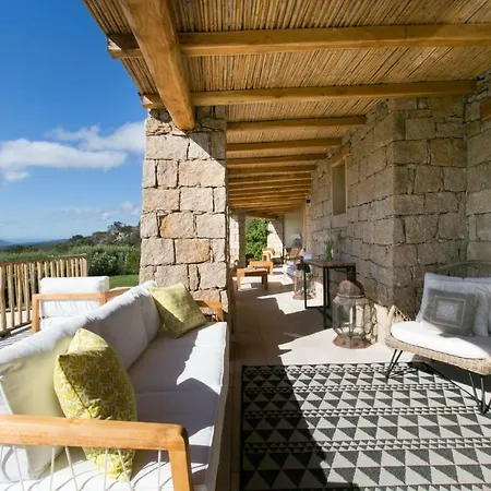 Cloe, Pevero Golf, Moderna, Giardino Privato, Vista Mare, Piscina Comune