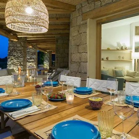 Willa Cloe, Pevero Golf, Moderna, Giardino Privato, Vista Mare, Piscina Comune